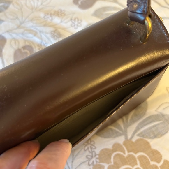 Beautiful Vintage Mark Cross Handbag with Crossbody Strap - Picture 5 of 10